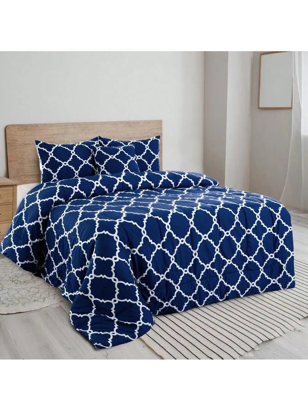 Reversible 5pc Comforter Set,  Microfiber Bed in a Bag, Includes 1 Comforter, 2 Pillow Shams
