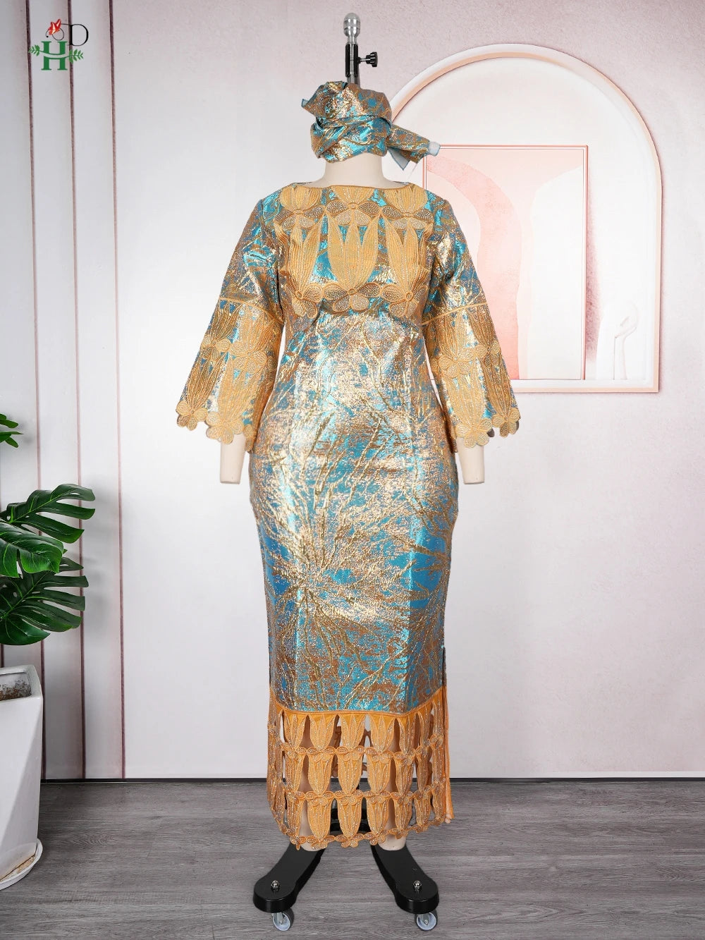 African Couples Traditional  Embroidery Dresses  African Clothing For Man Agbada Sets Wedding Party women Suits
