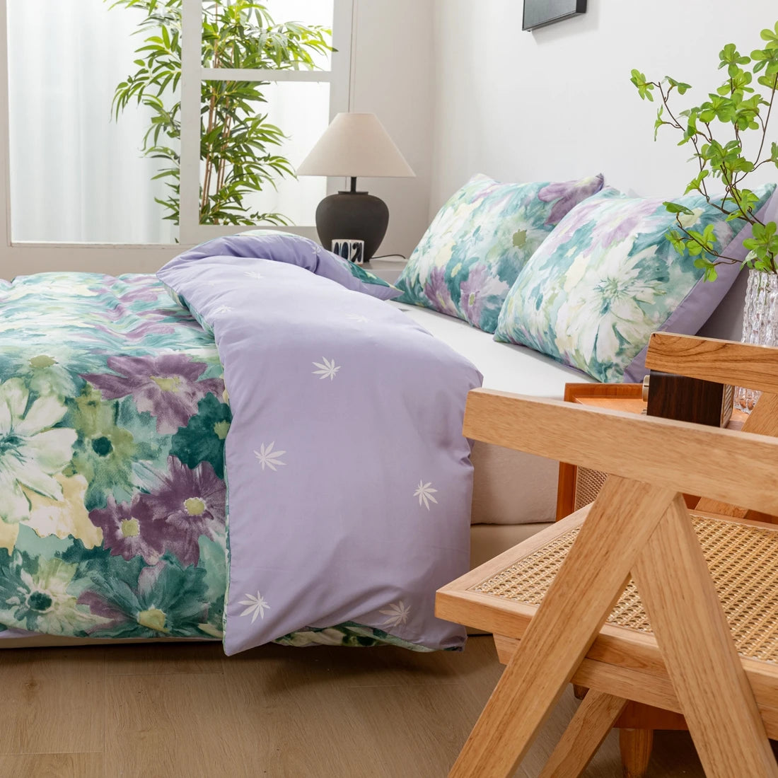 Queen Size Duvet Cover,  Breathable Easy Care Quilt   Botanical Bedding 3-Piece Set