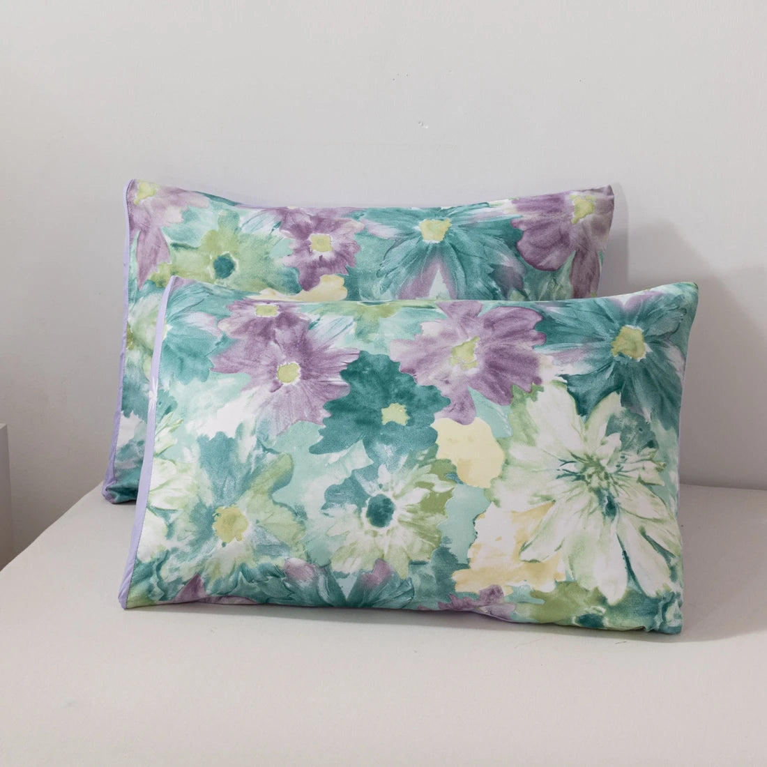 Queen Size Duvet Cover,  Breathable Easy Care Quilt   Botanical Bedding 3-Piece Set