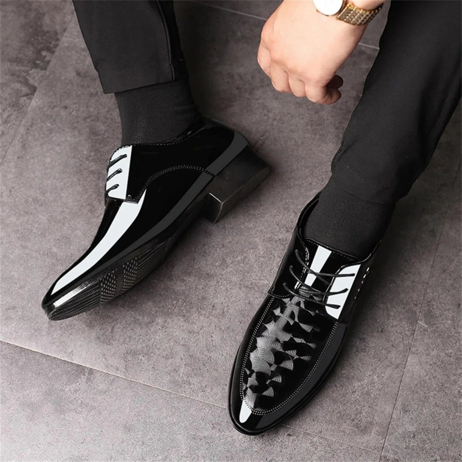 Men's Oxford Shoes Pattern Formal Business Dress Shoes Lace up Italy Modern