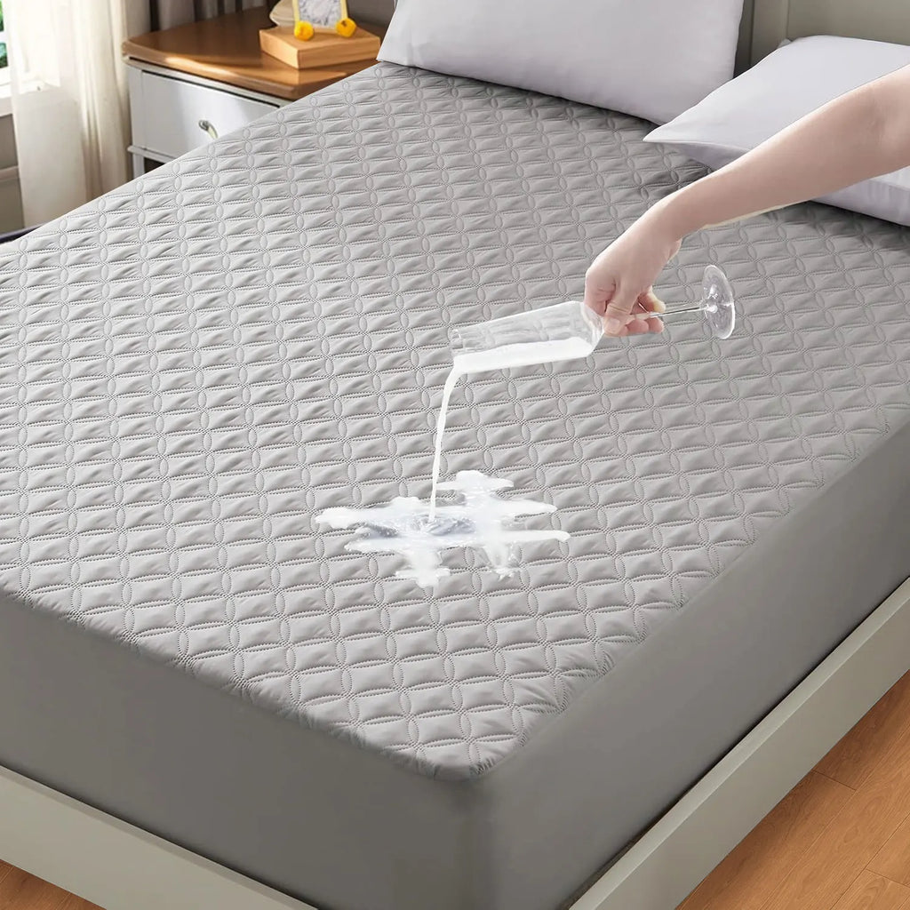 Waterproof Mattress Protector,  Dirt-Proof Bed Mattress Cover Washable