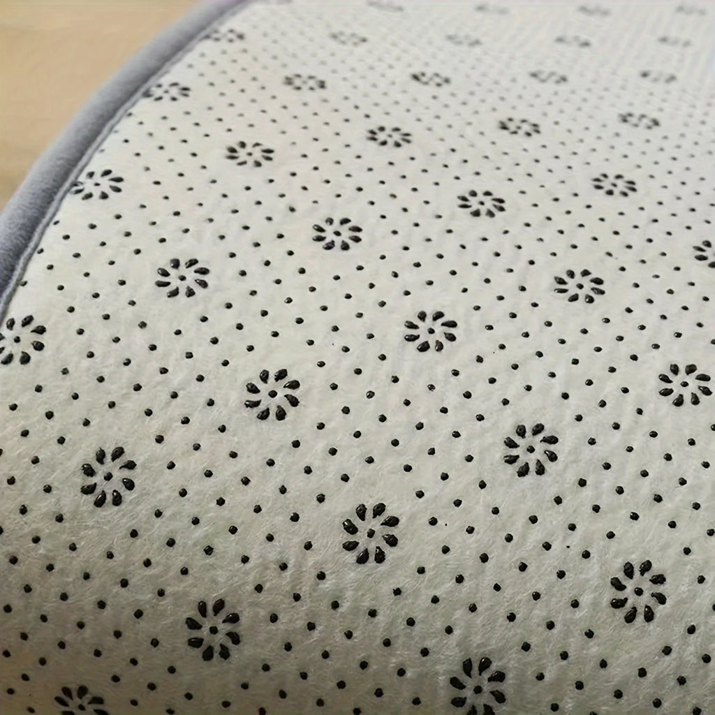 Long, non-slip, printed plush mat—suitable for kitchens, dining areas, bathrooms (absorbent), toilets, and doorways.